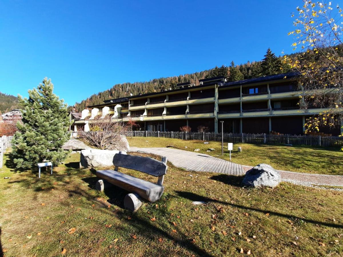 Bmp Spinale Campiglio Centro, Garage